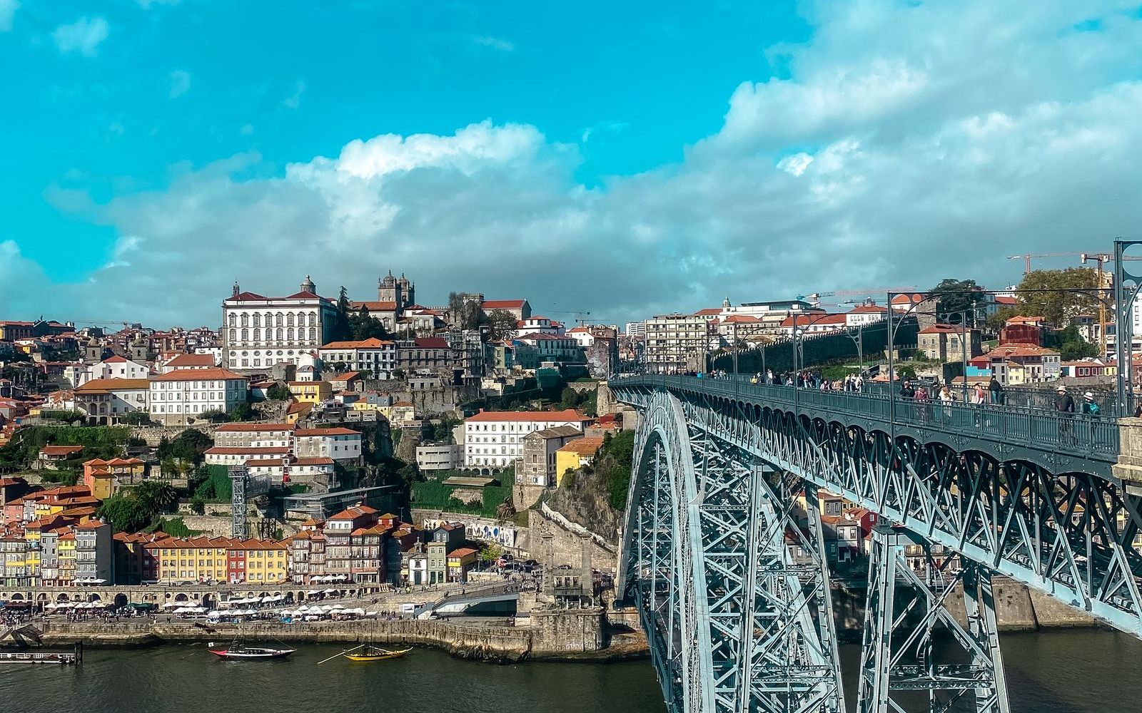 The Dom Luís I Bridge and Ribeira waterfront in Porto