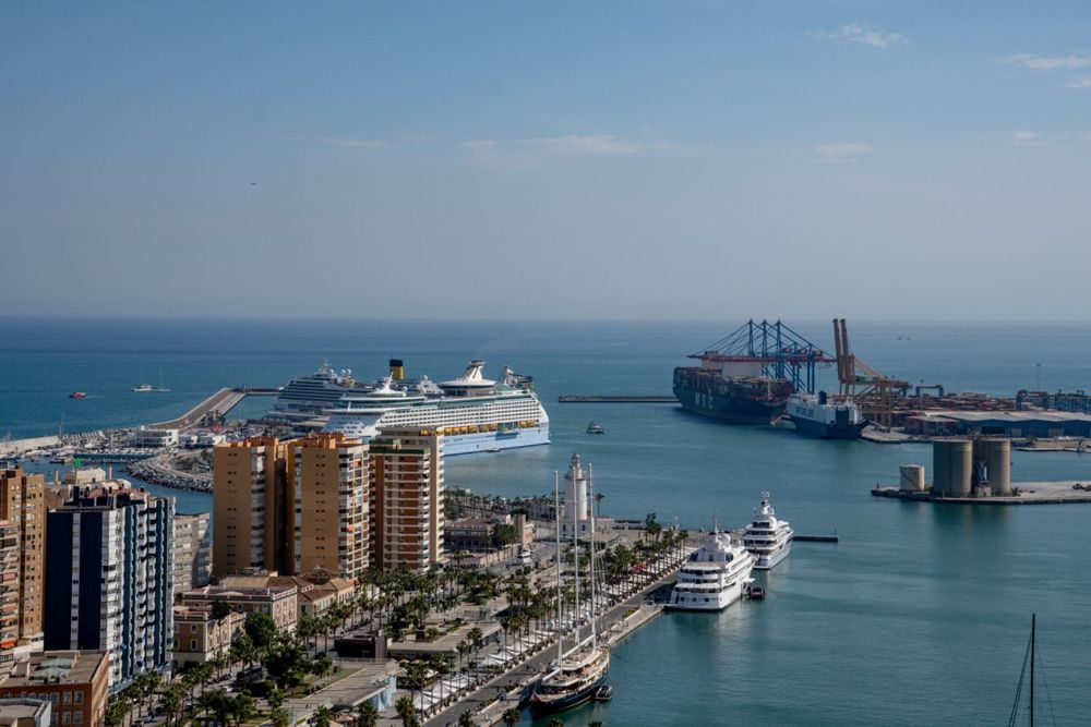 Málaga's port and skyline, Costa del Sol